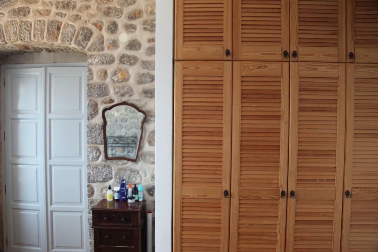 Alkioni Stone House Villa Đảo Hydra Ngoại thất bức ảnh